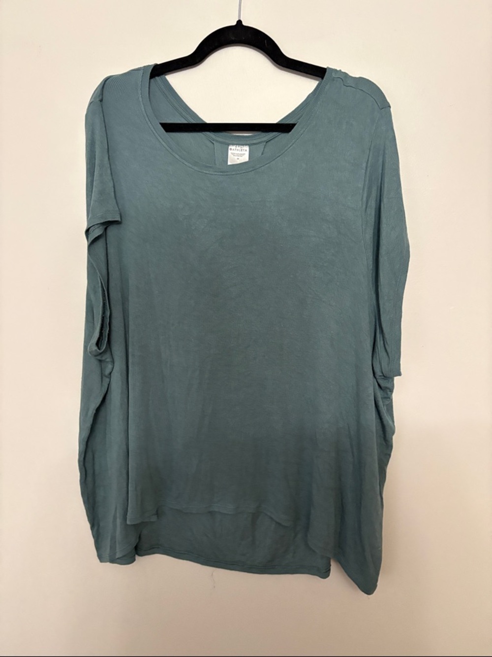 Athleta Teal Short Sleeve Scoop Neck Tee